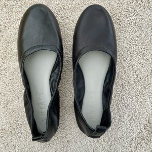 Brand new, never worn, 1 State black slipper flats. Size 7.5.